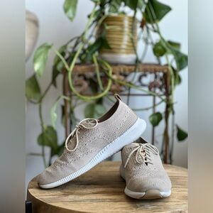 Cole Haan Tan 2.ZeroGrand Stitchlite Wingtip Oxford Sneakers Size 6 EUC